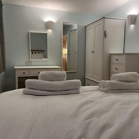 Charming Woodland Lodge 2 Person 1 Bedroom Great Yarmouth Exterior photo