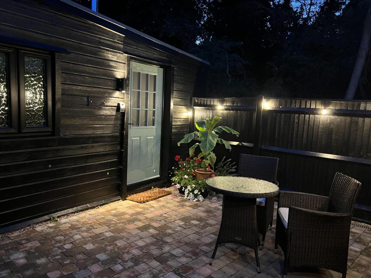 Charming Woodland Lodge 2 Person 1 Bedroom Great Yarmouth Exterior photo