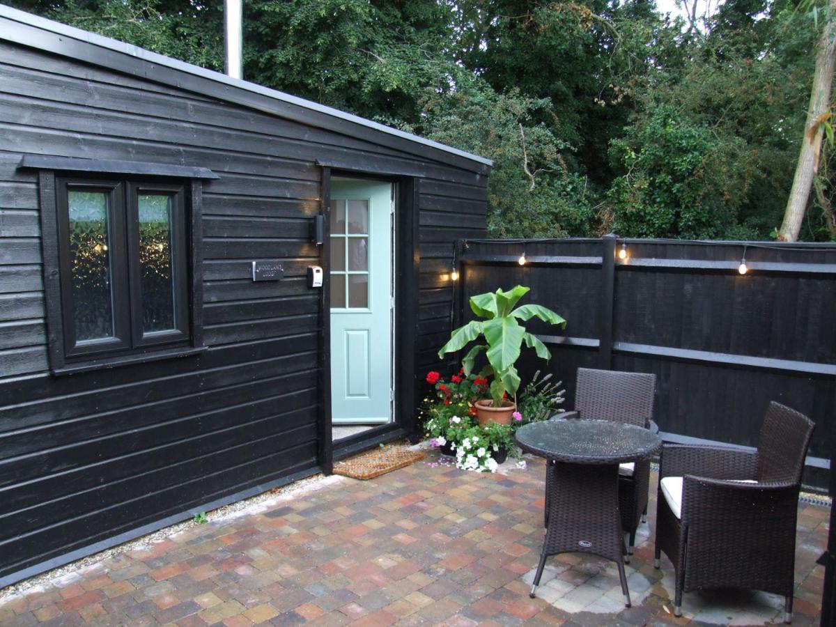 Charming Woodland Lodge 2 Person 1 Bedroom Great Yarmouth Exterior photo